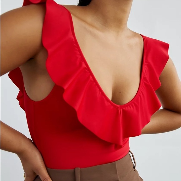 Aritzia Wilfred Danette Bodysuit - Red BNWT (Swimsuit) - Picture 5 of 8